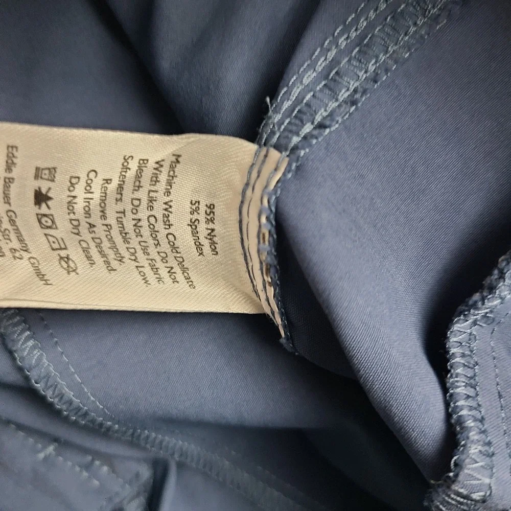 Eddie Bauer Shorts Mens 33‎ Blue Solid 10